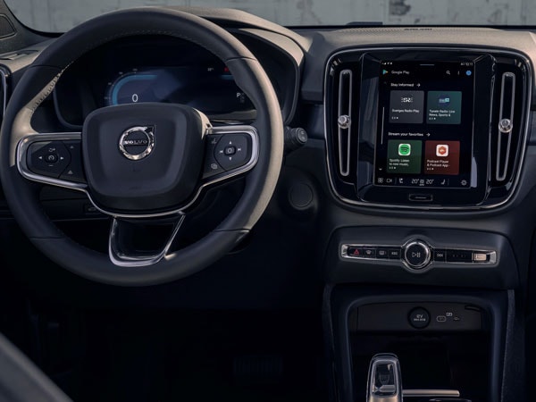 2023 Volvo XC40 Recharge Interior