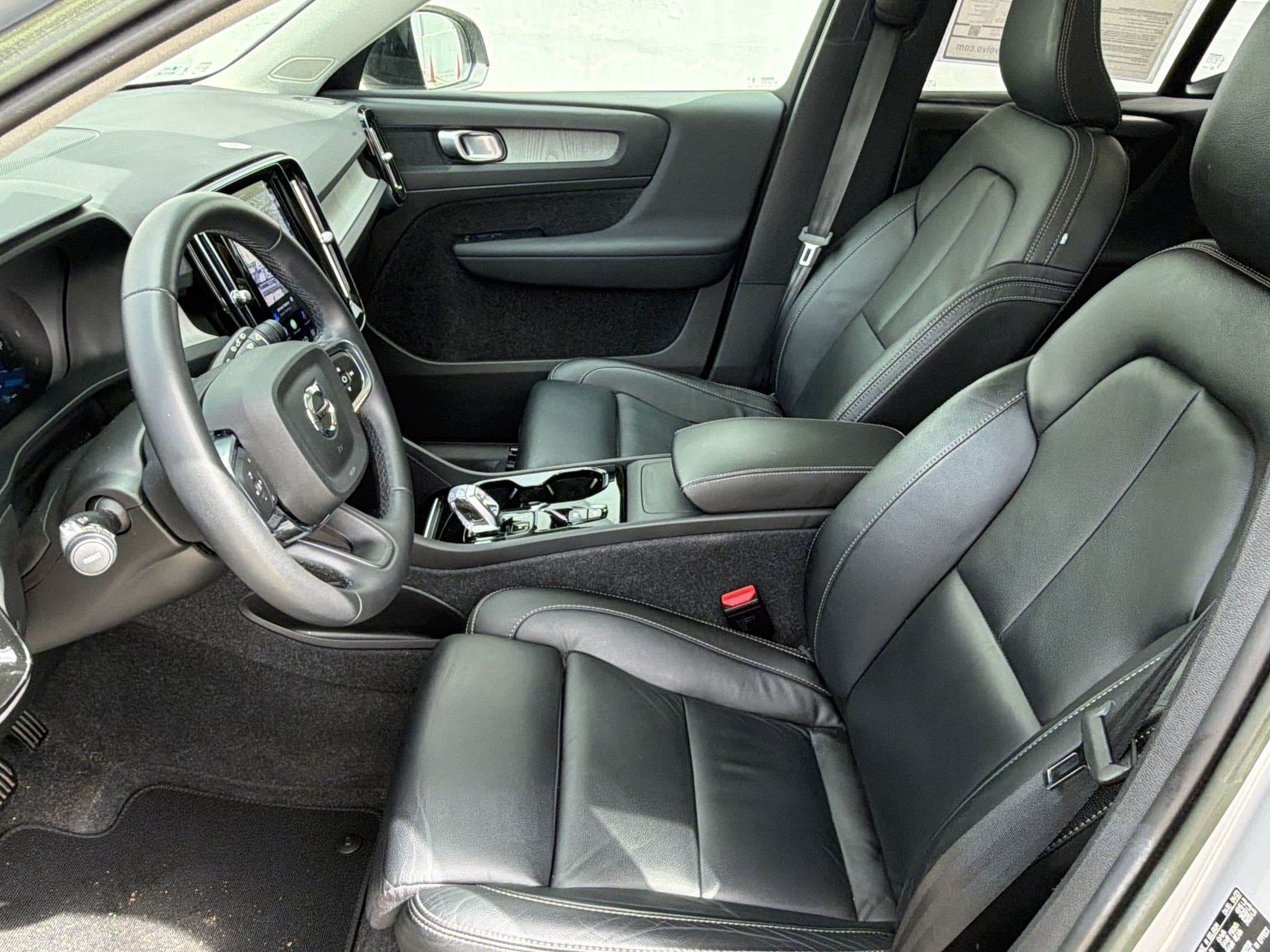 XC40 Plus Dark Theme SUV