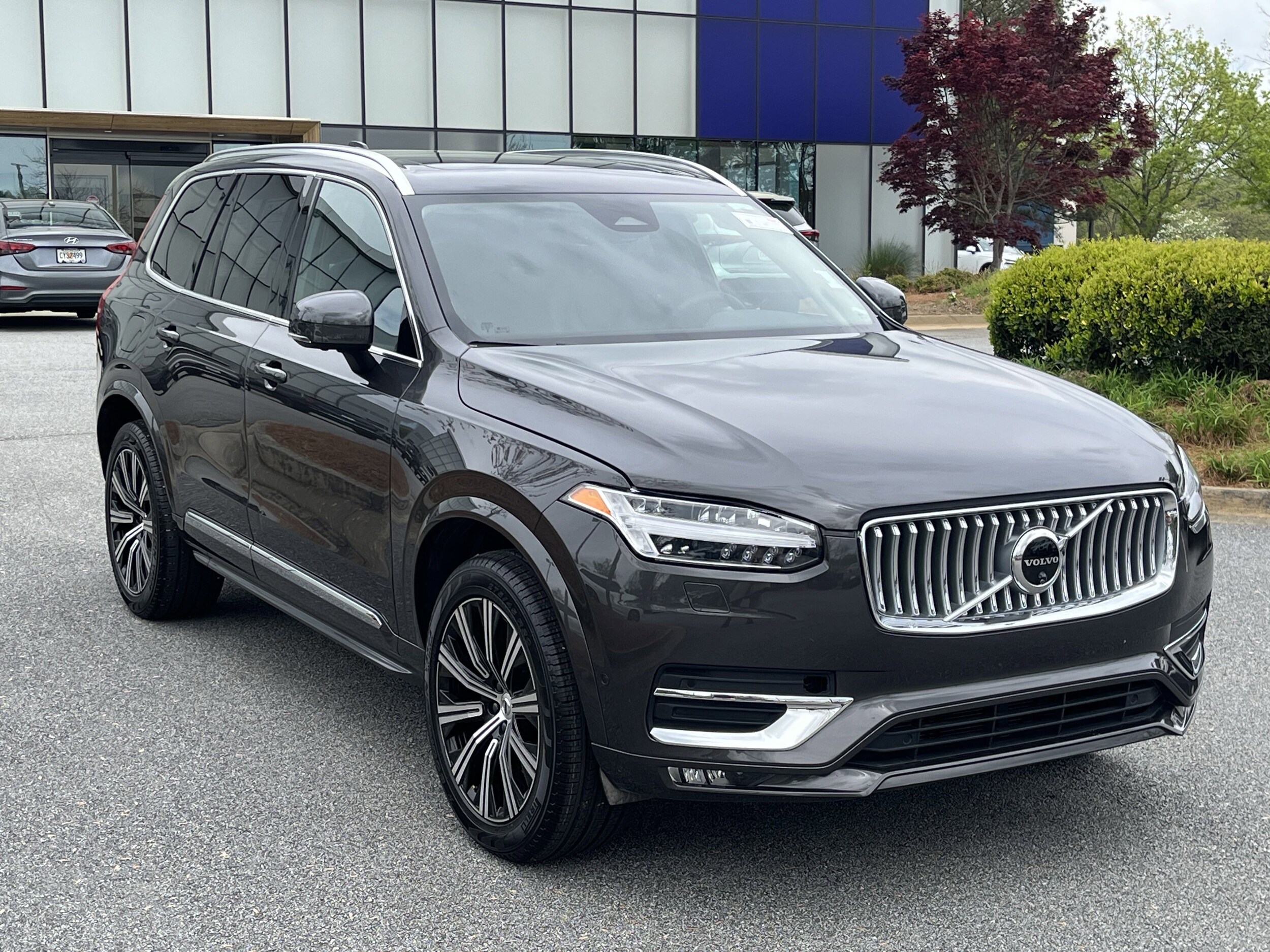 2024 Volvo XC90 AWD Plus photo 2