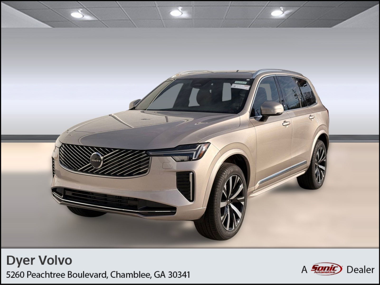 2026 Volvo XC90 Core's photo