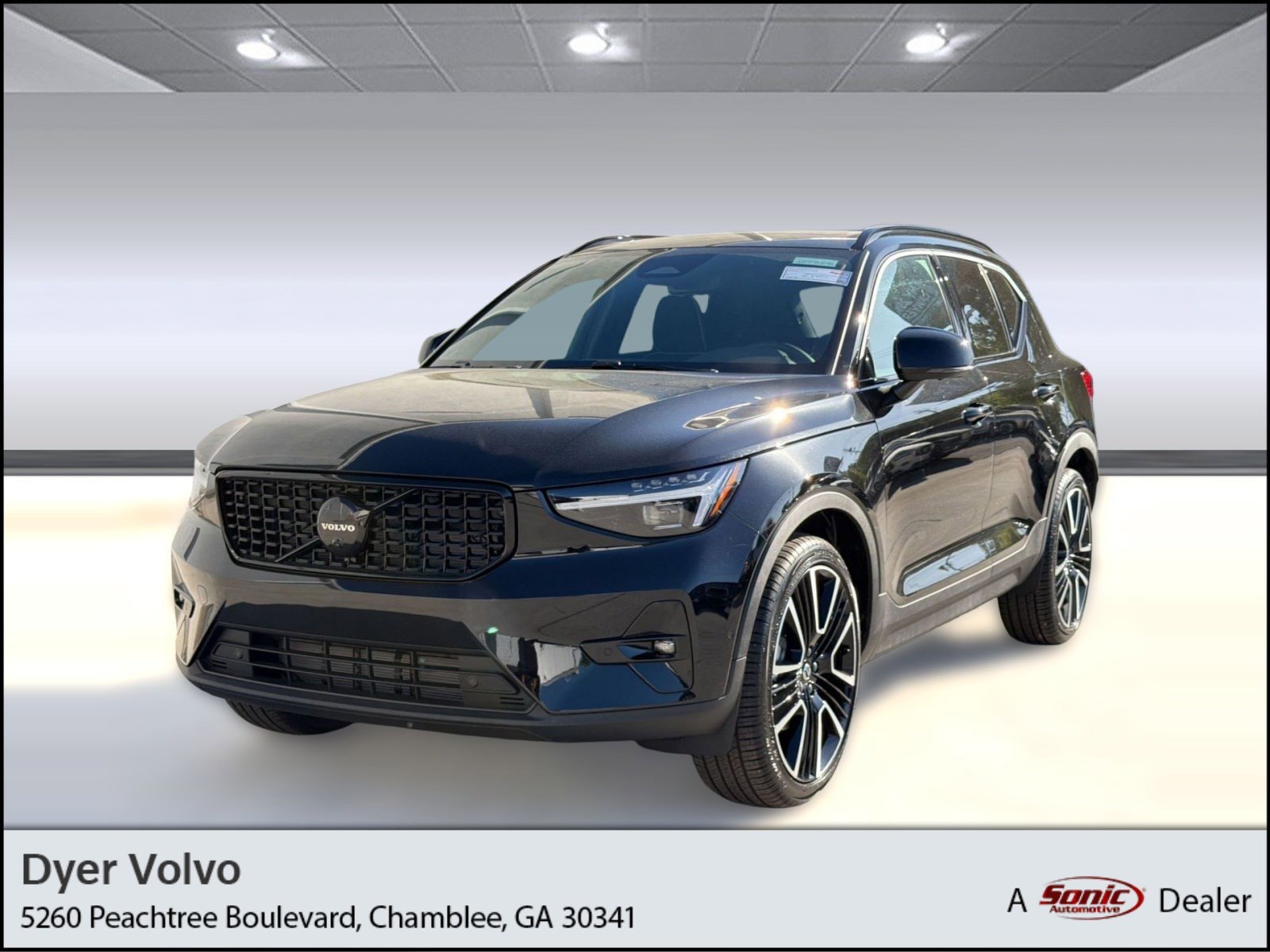 2026 Volvo XC40 SUV 