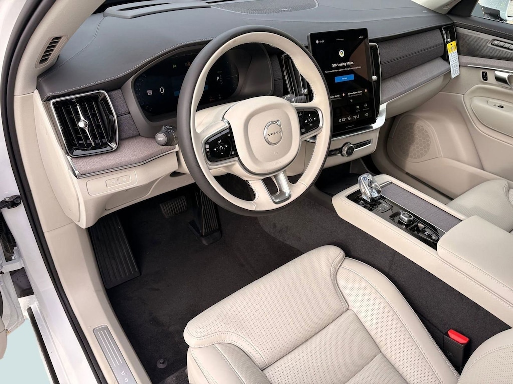 New 2026 Volvo XC90 plug-in hybrid T8 Ultra 7-Seater SUV