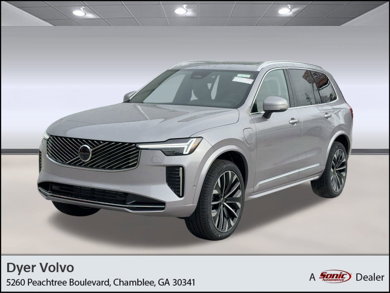 2026 Volvo XC90 Plus's photo