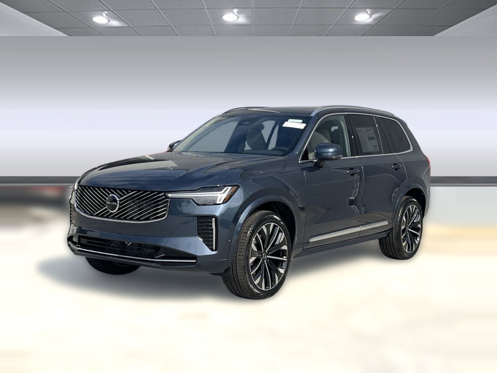 2026 Volvo XC90 Plus - Photo 25