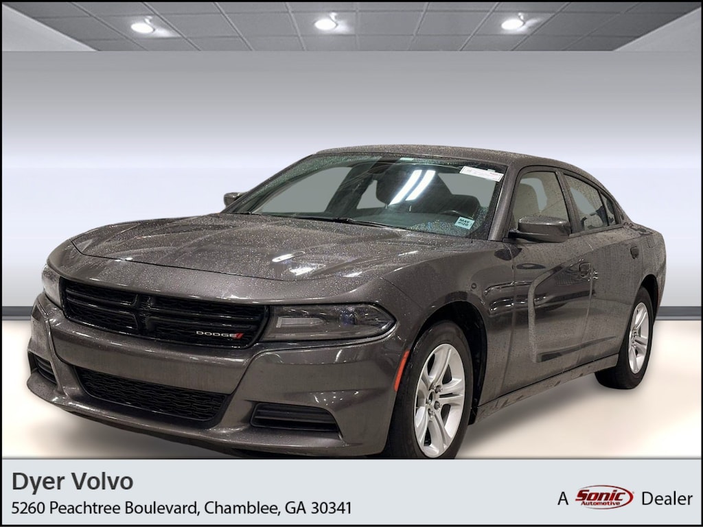 Used 2018 Dodge Charger SXT Sedan