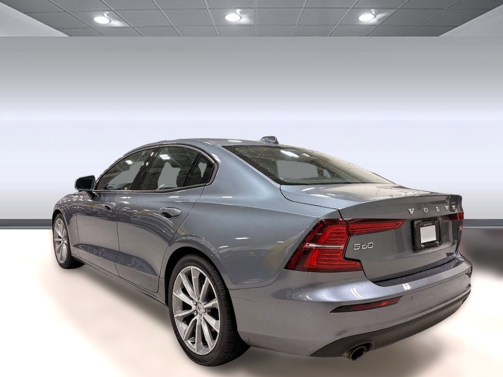 Used 2019 Volvo S60 Momentum Sedan