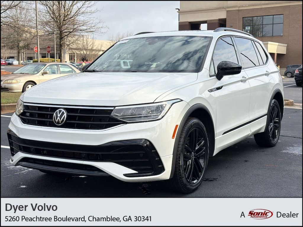 Used 2022 Volkswagen Tiguan SE R-Line Black SUV