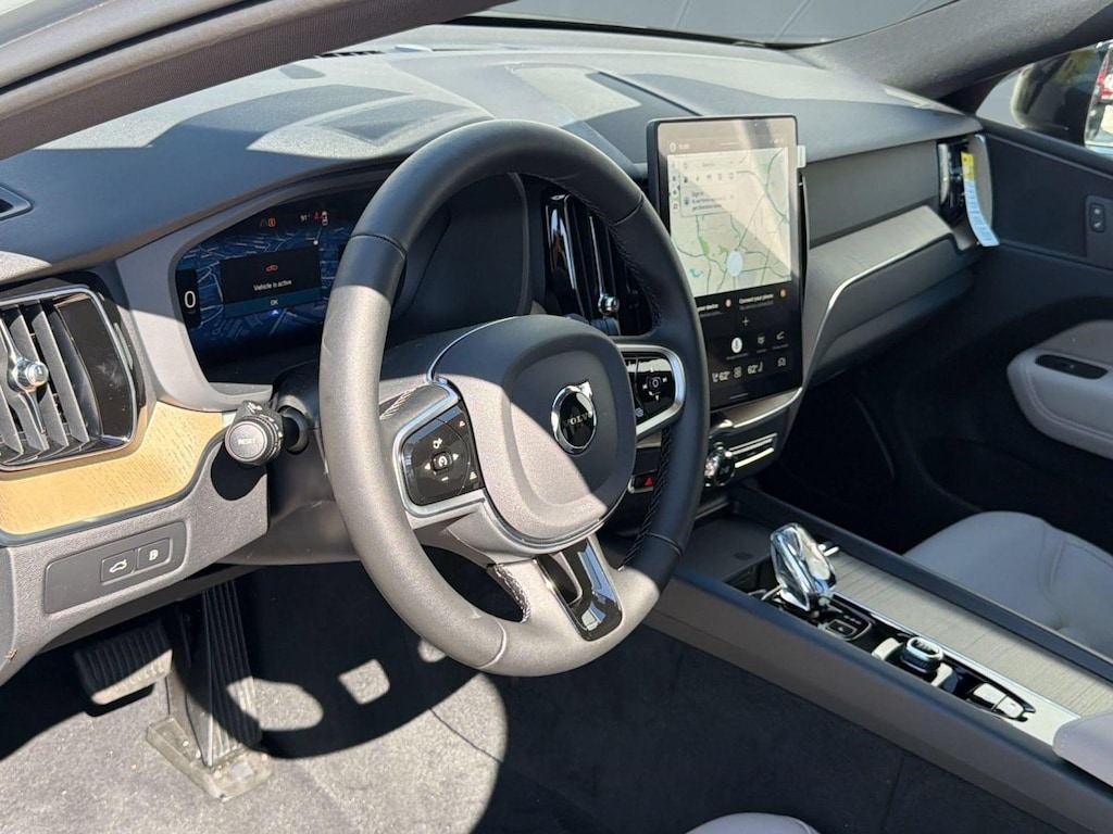 New 2026 Volvo XC60 plug-in hybrid T8 Plus SUV