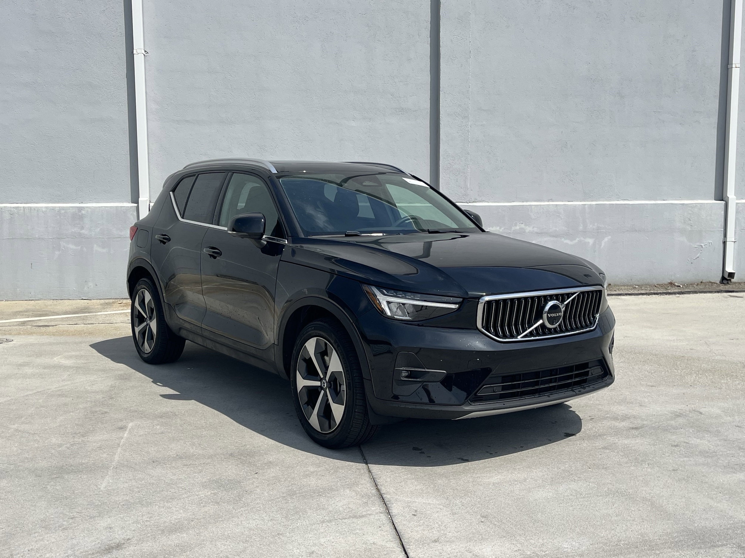Certified 2024 Volvo XC40 Plus with VIN YV4L12UE1R2204851 for sale in Chamblee, GA