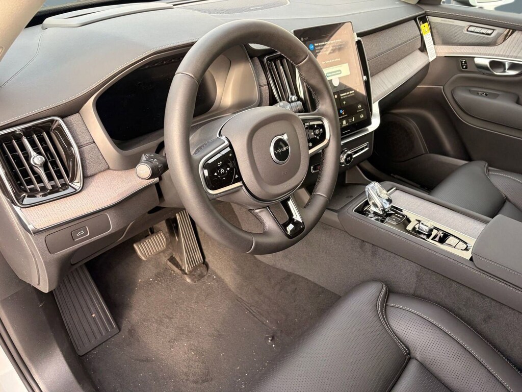 New 2026 Volvo XC90 B6 Ultra 7-Seater SUV