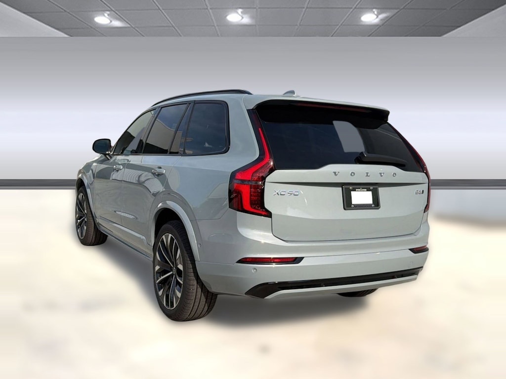 New 2026 Volvo XC90 B6 Ultra Dark Theme 6-Seater SUV