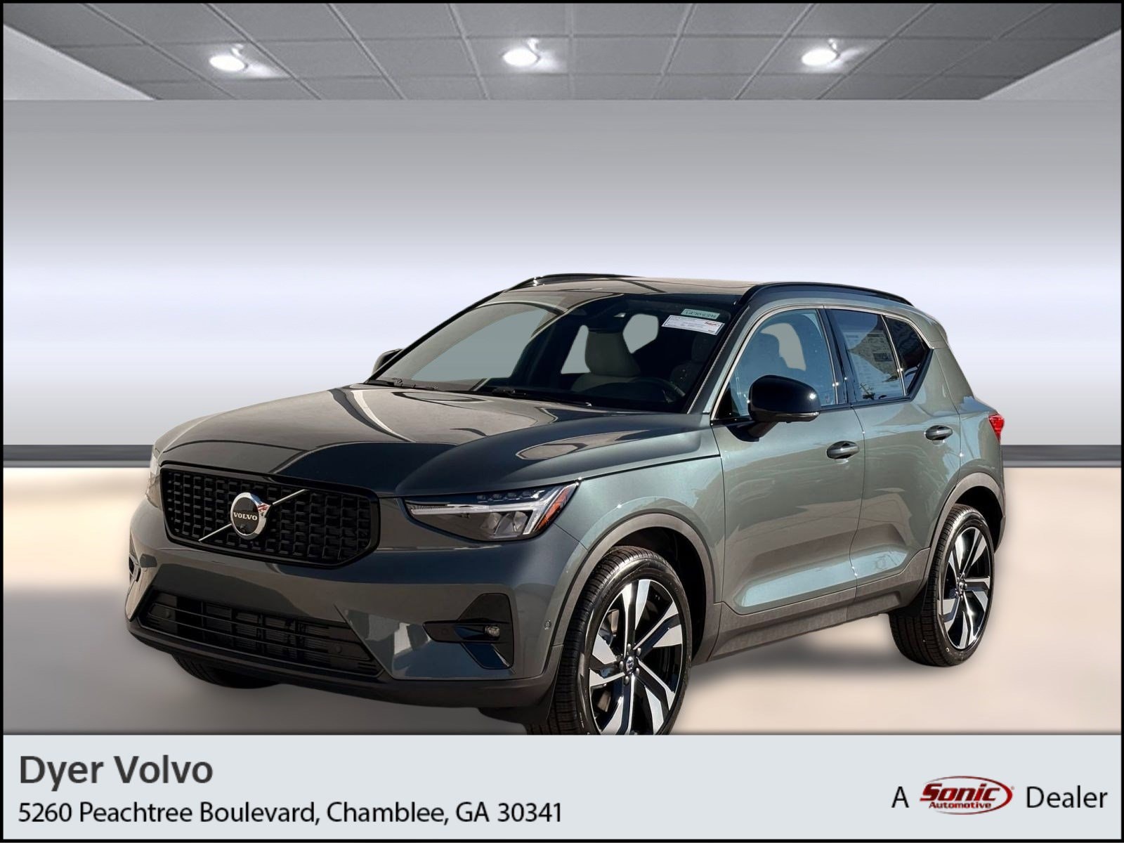 2026 Volvo XC40 Plus