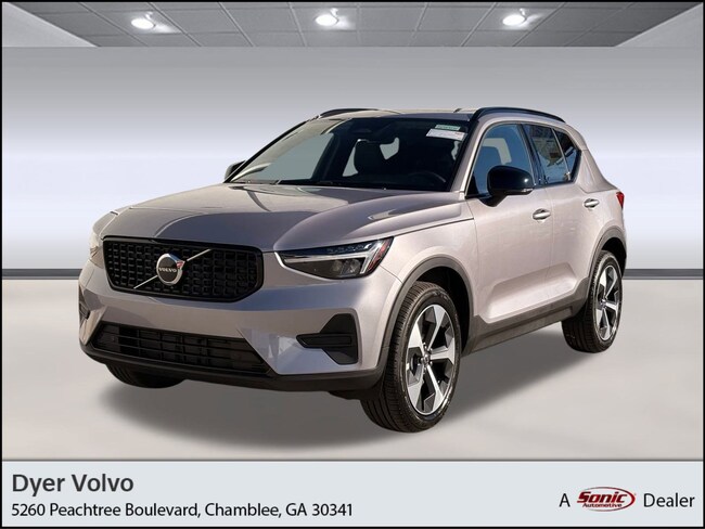2026 Volvo XC40 Core SUV