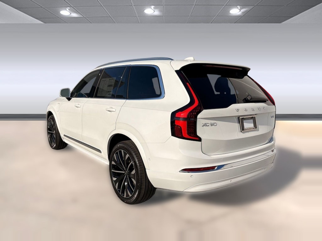New 2026 Volvo XC90 plug-in hybrid T8 Plus 6-Seater SUV