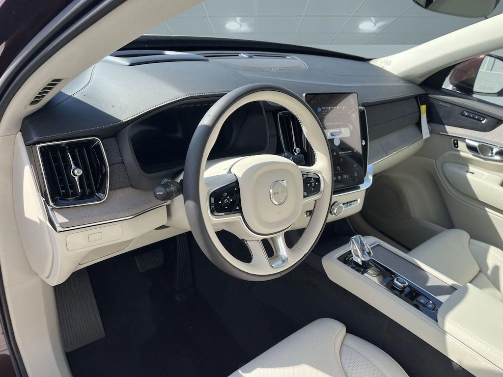 Used 2025 Volvo XC90 Ultra SUV