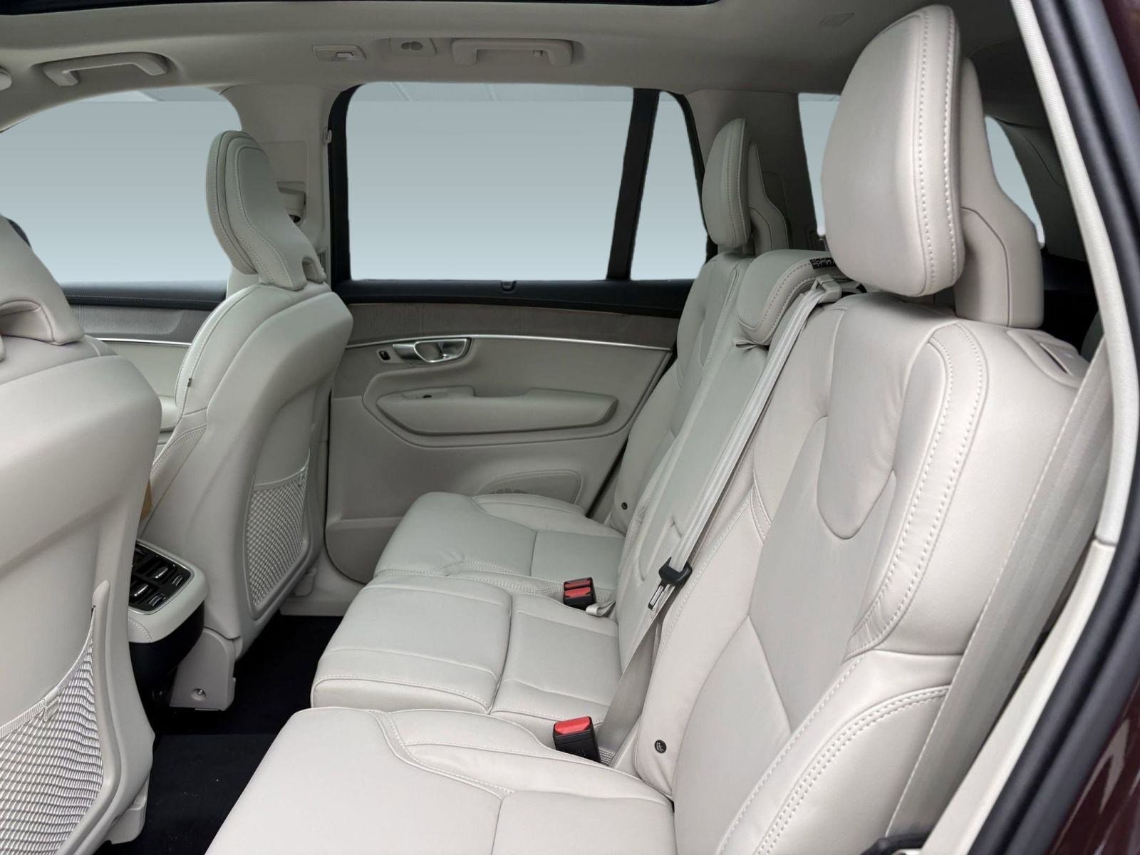 2026 Volvo XC90 Ultra - Photo 23