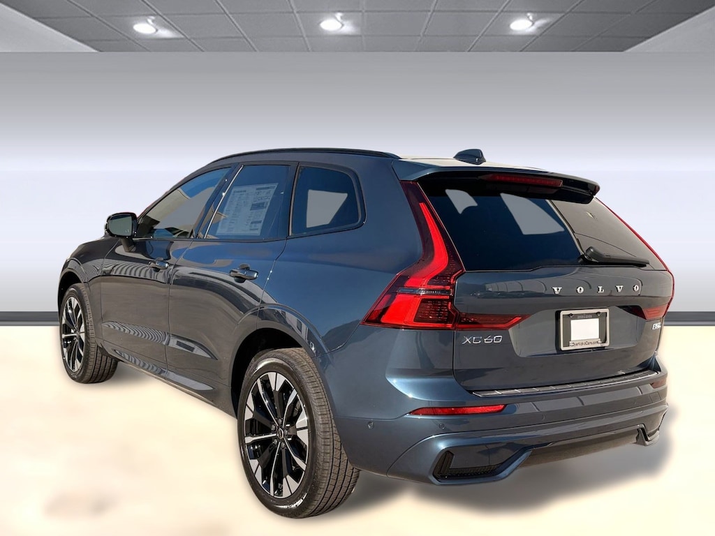 New 2026 Volvo XC60 B5 Plus SUV