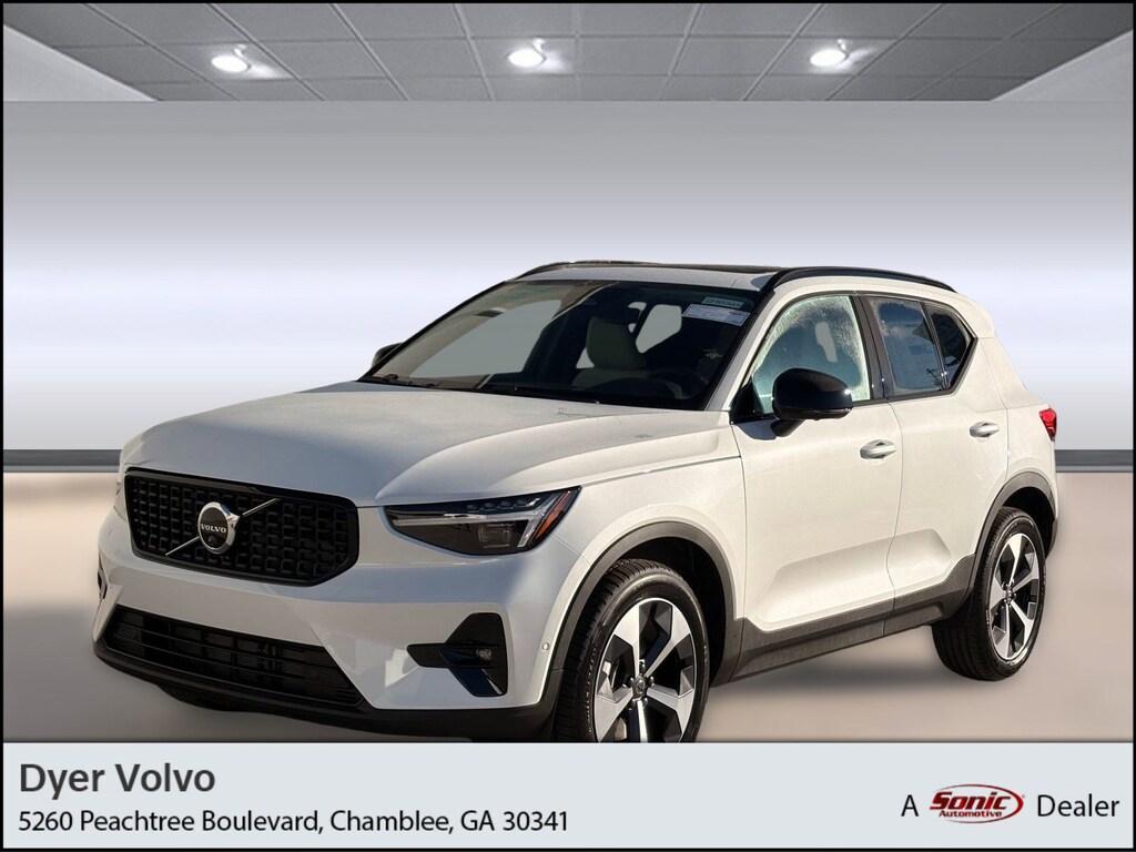 New 2026 Volvo XC40 B5 Plus SUV