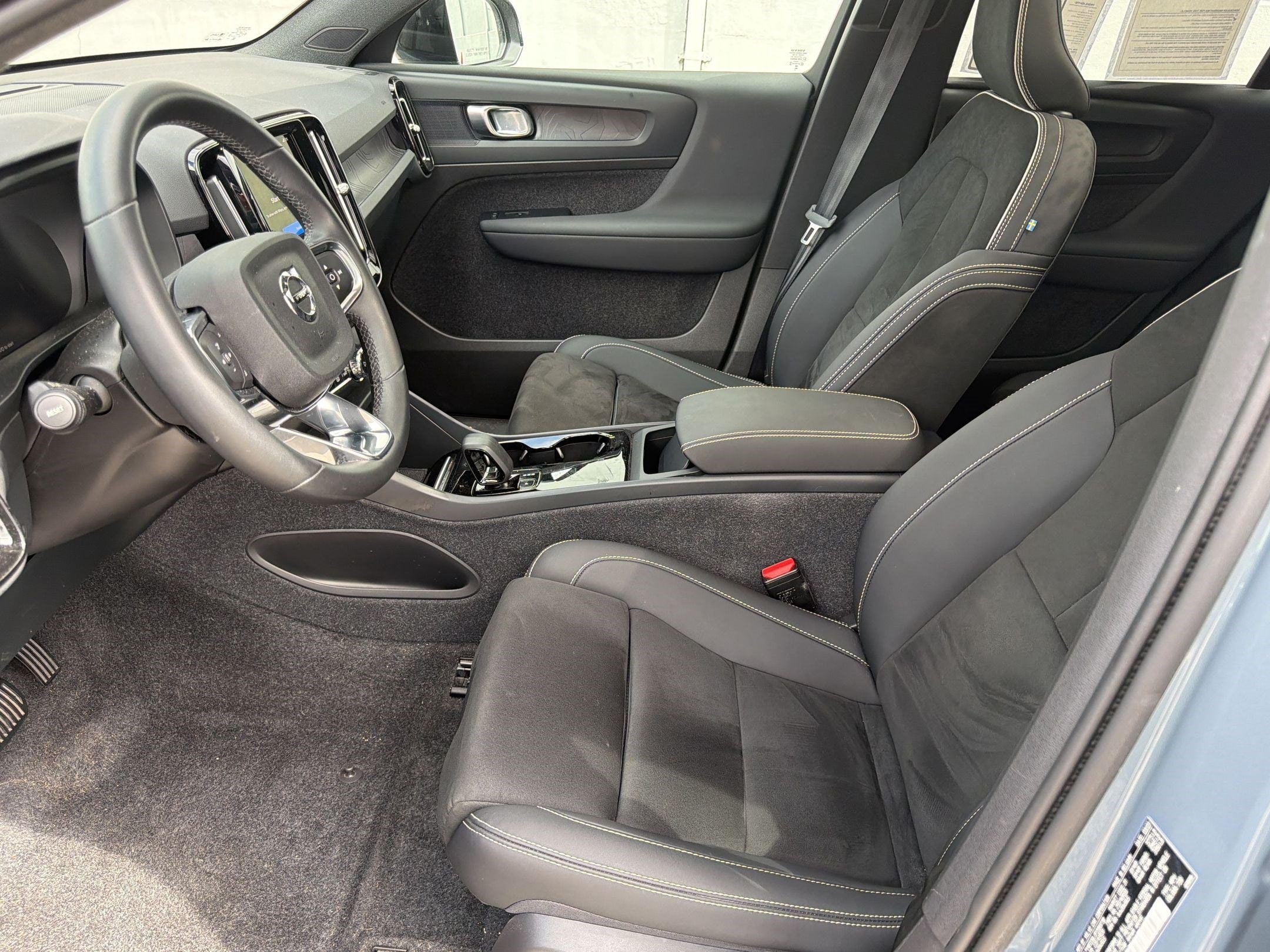 C40 Recharge Pure Electric Plus SUV