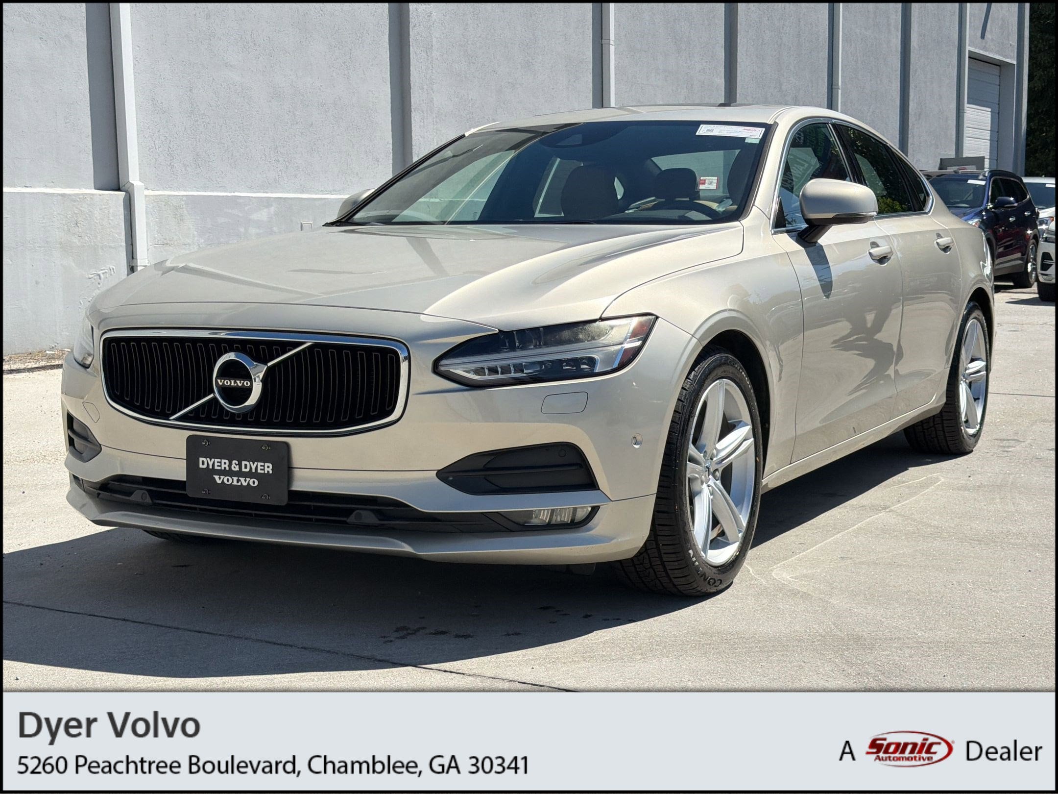 2017 Volvo S90 T5 Momentum FWD's photo