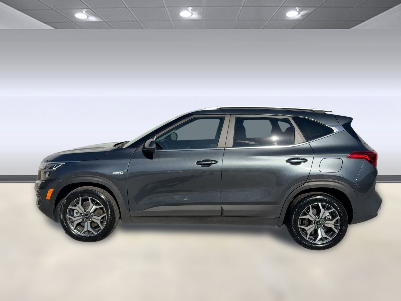 2023 Kia Seltos EX photo 2