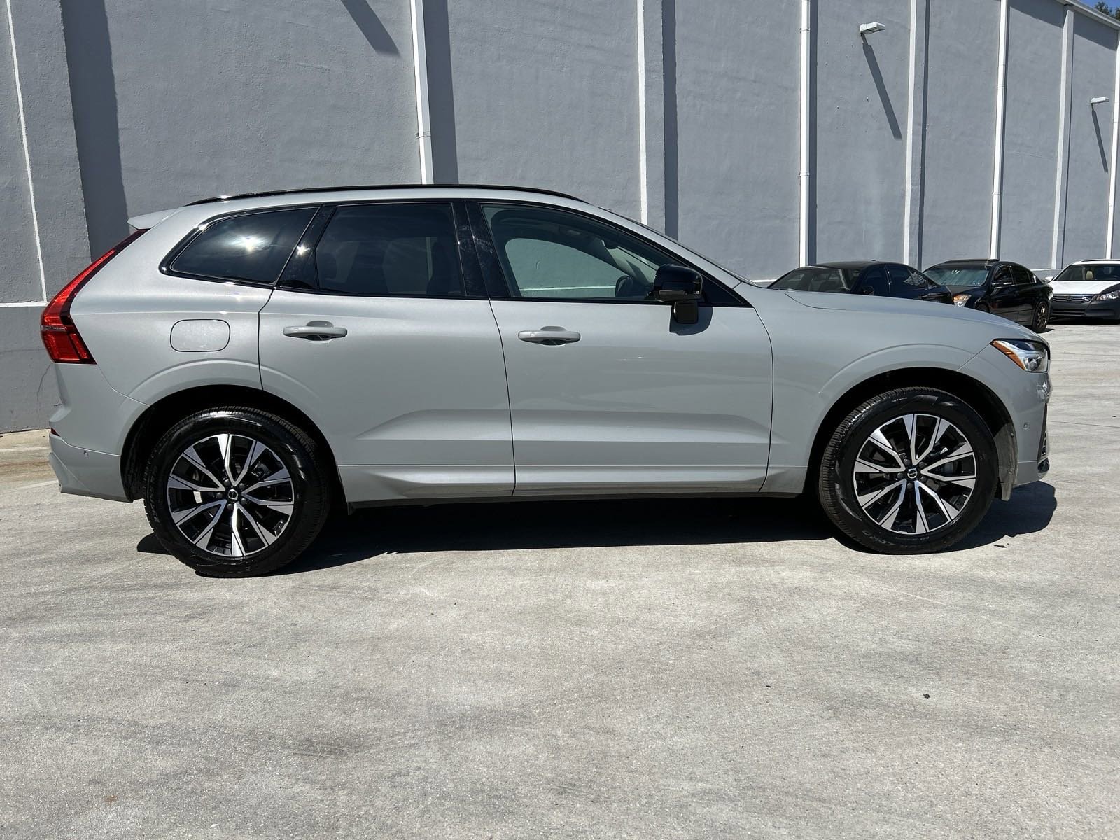 Certified 2024 Volvo XC60 Plus with VIN YV4L12RL4R1720019 for sale in Chamblee, GA