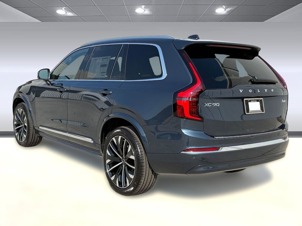 New 2026 Volvo XC90 B6 Plus 7-Seater SUV