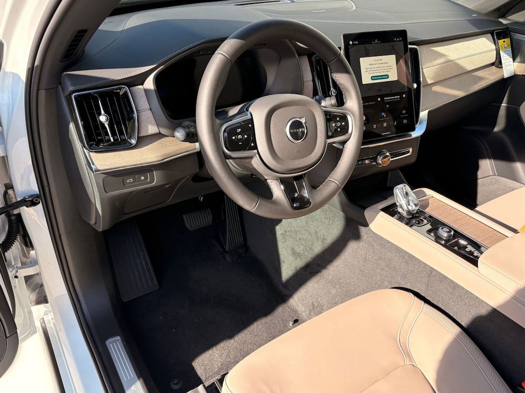 New 2026 Volvo XC90 plug-in hybrid T8 Plus 6-Seater SUV