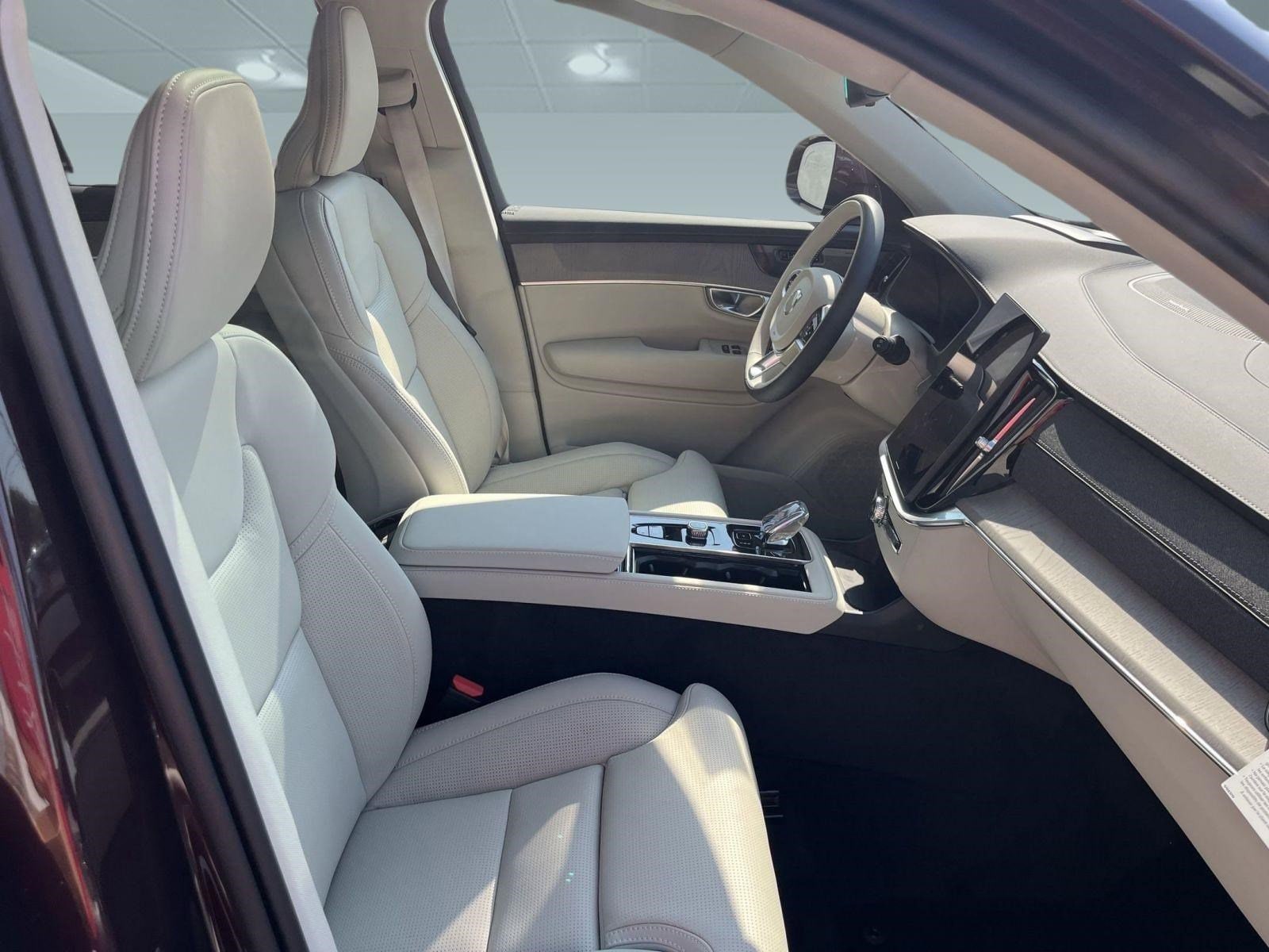 2026 Volvo XC90 Ultra - Photo 26