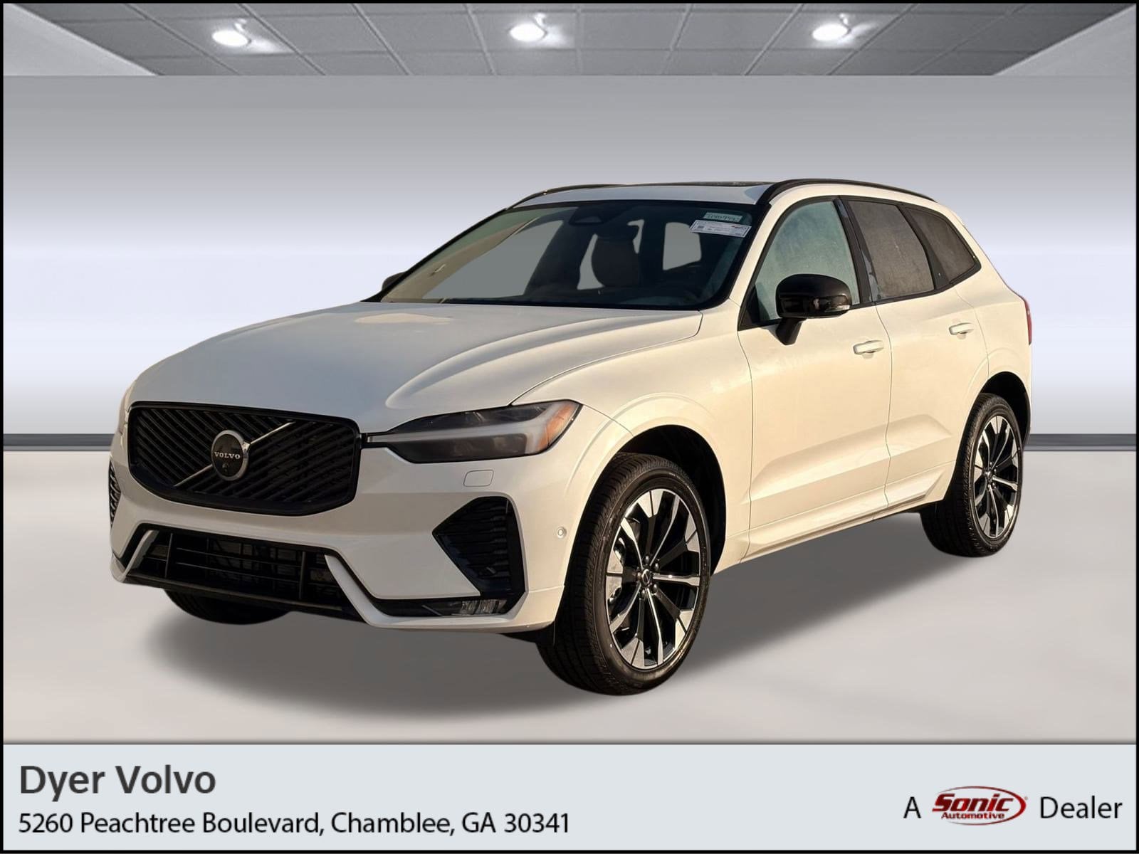 2026 Volvo XC60 Plus's photo