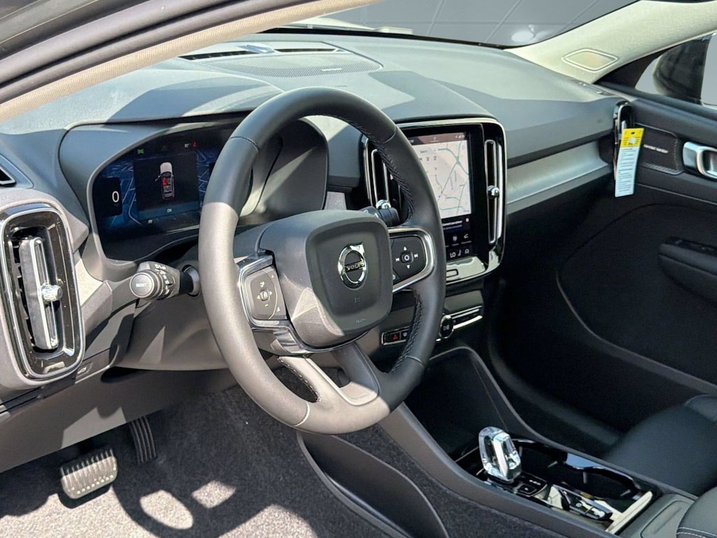 New 2026 Volvo XC40 B5 Plus SUV