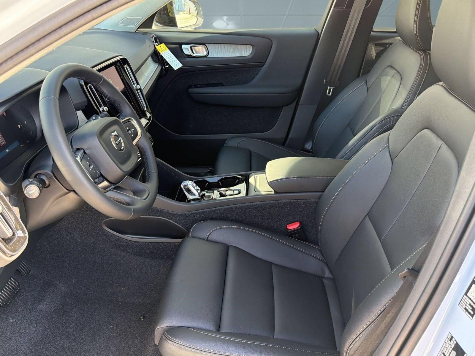 XC40 B5 Plus SUV