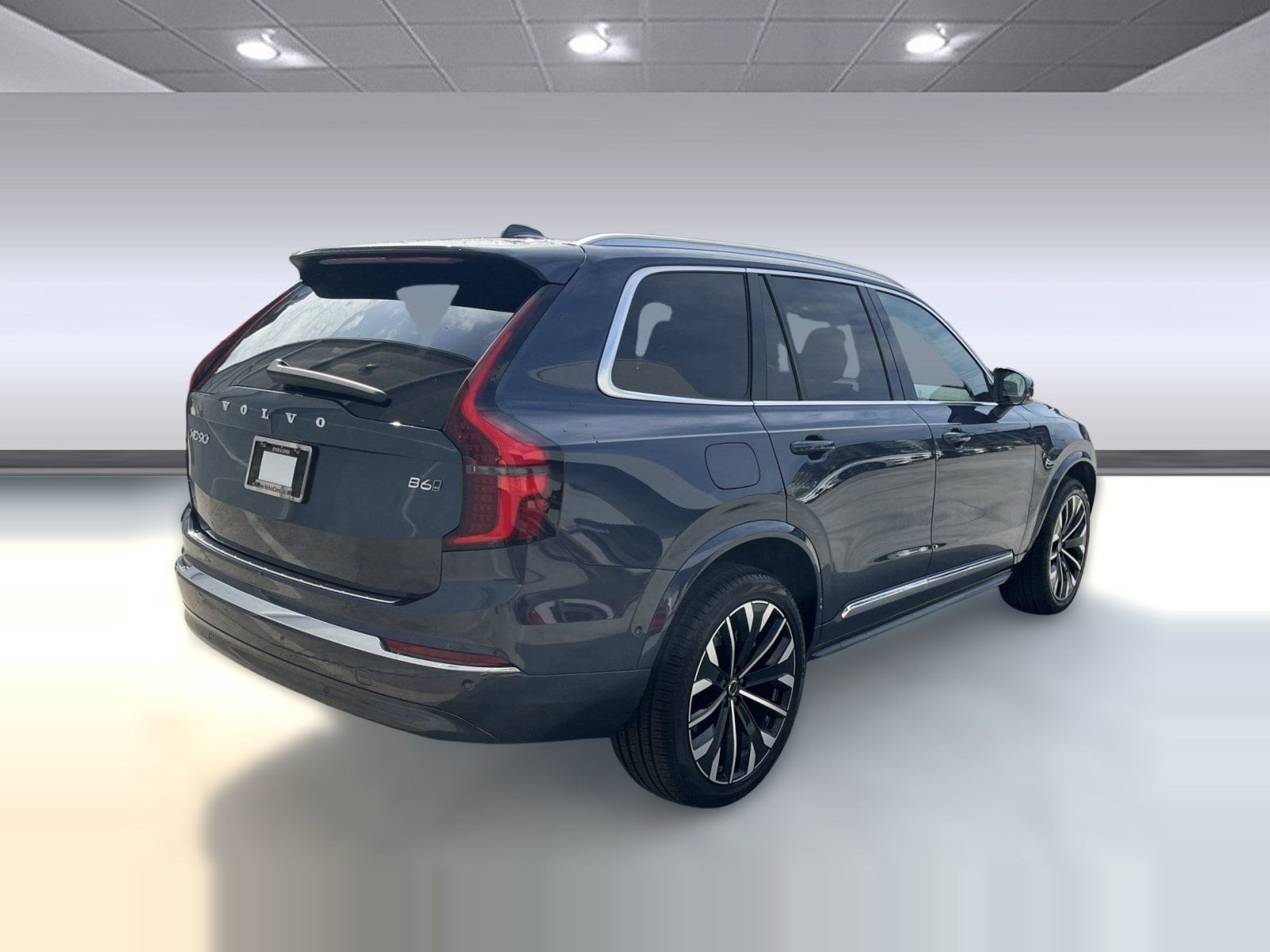 2026 Volvo XC90 Plus - Photo 9