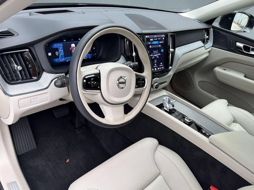Certified 2025 Volvo XC60 Ultra SUV