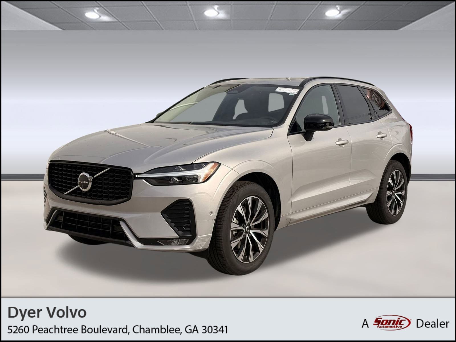 2025 Volvo XC60 Plus's photo