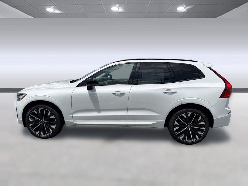 New 2026 Volvo XC60 B5 Ultra SUV