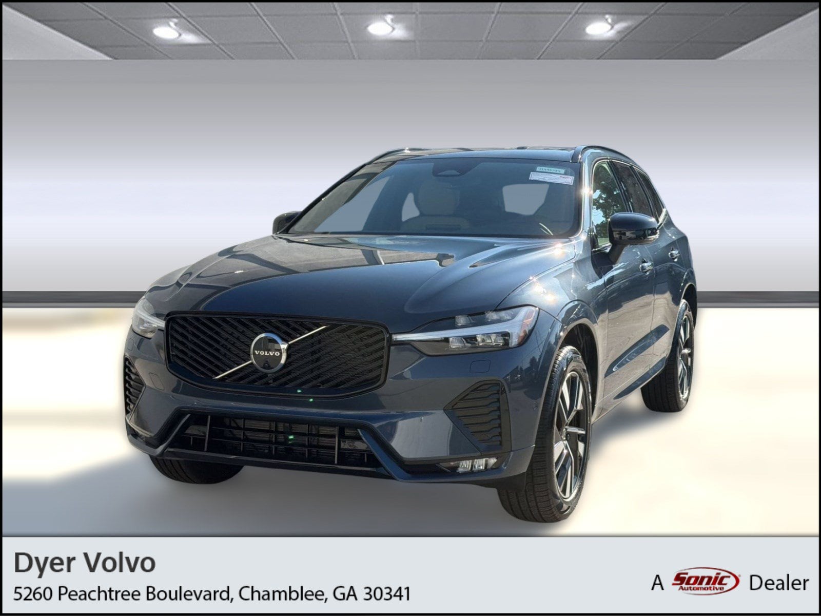 2026 Volvo XC60 B5 Plus