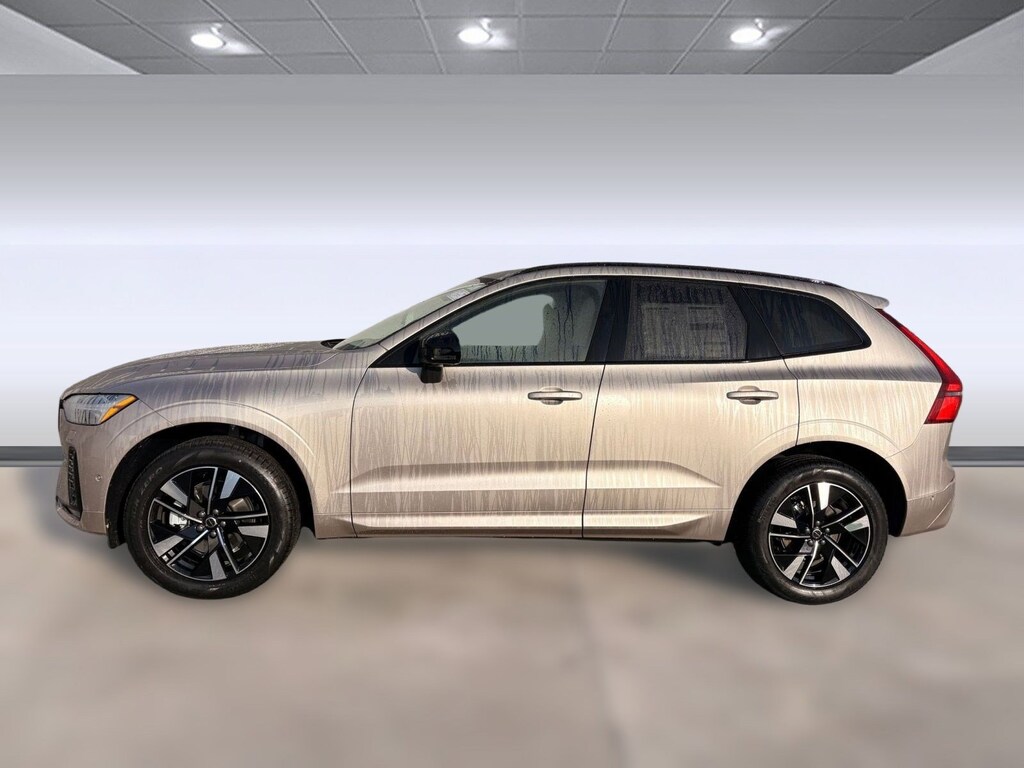 New 2026 Volvo XC60 B5 Plus SUV