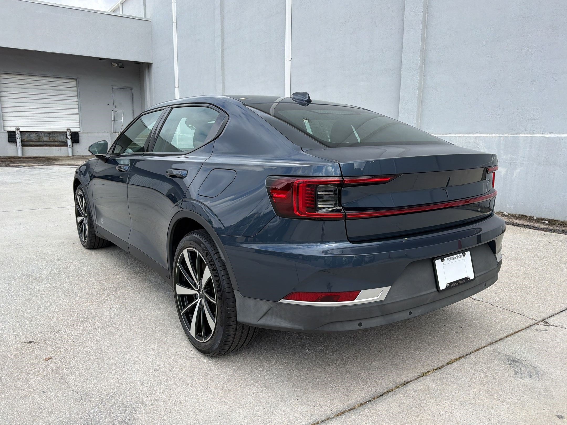 Polestar 2 2 Long Range Dual Motor (Long Range Dual Motor) Hatchback