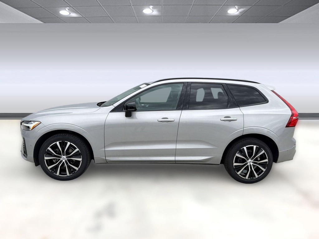 Used 2023 Volvo XC60 Plus Dark Theme SUV