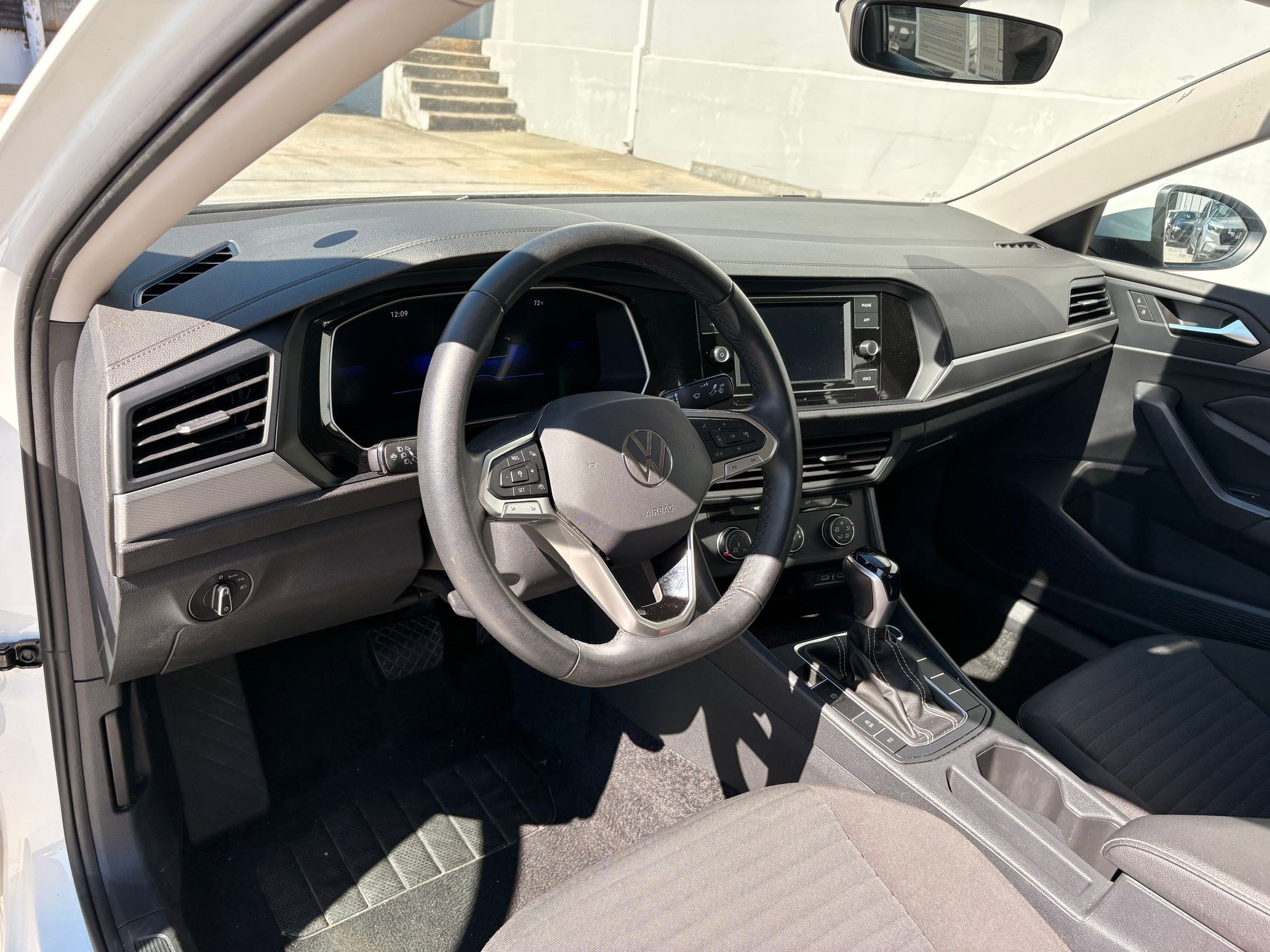 2024 Volkswagen Jetta S photo 4