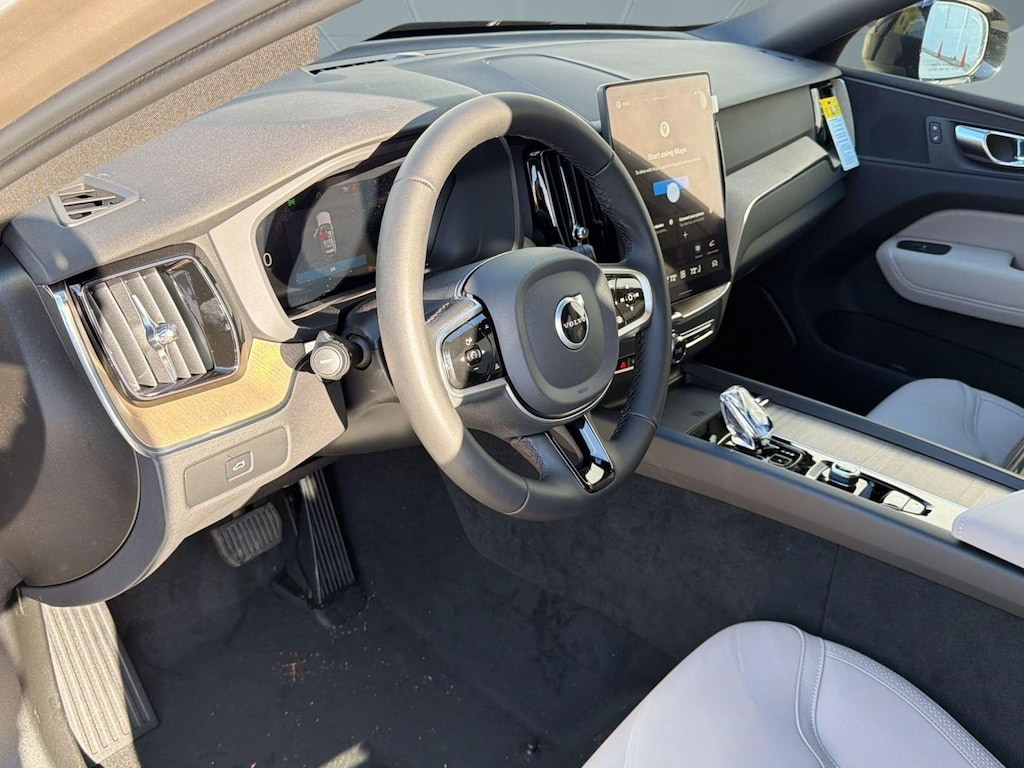 New 2026 Volvo XC60 B5 Plus SUV