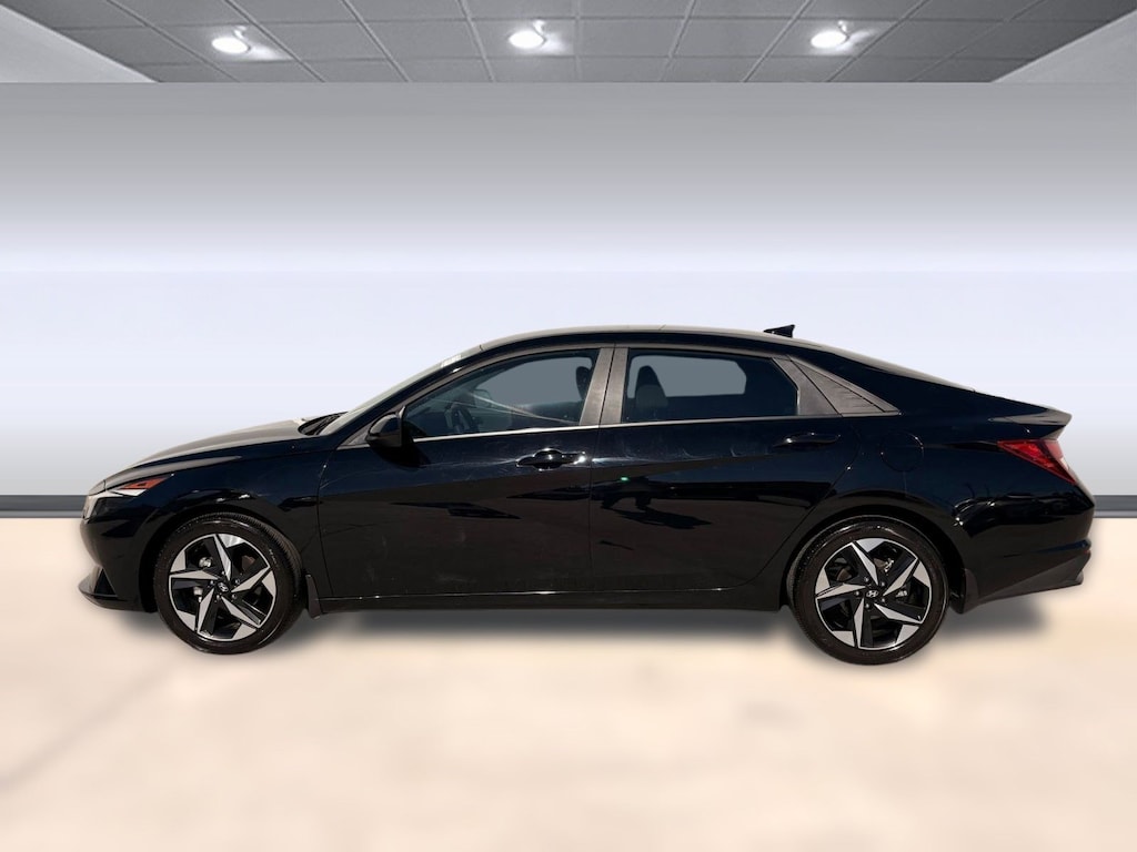 Used 2023 Hyundai Elantra SEL Sedan
