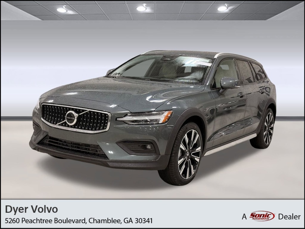 New 2026 Volvo V60 Cross Country B5 Ultra Wagon