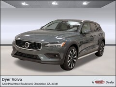 2026 Volvo V60 Cross Country B5 Ultra Wagon