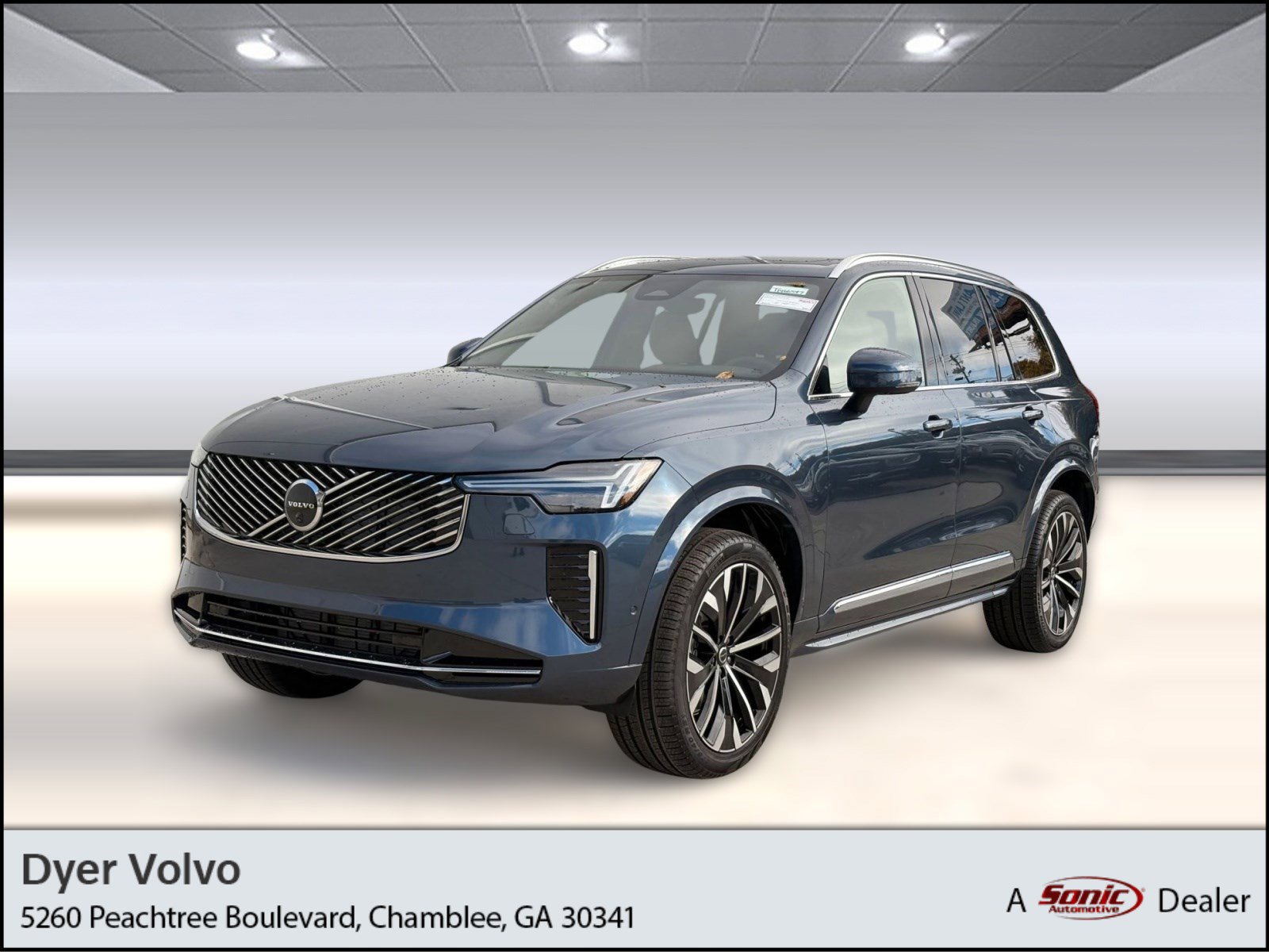 2026 Volvo XC90 Plus's photo