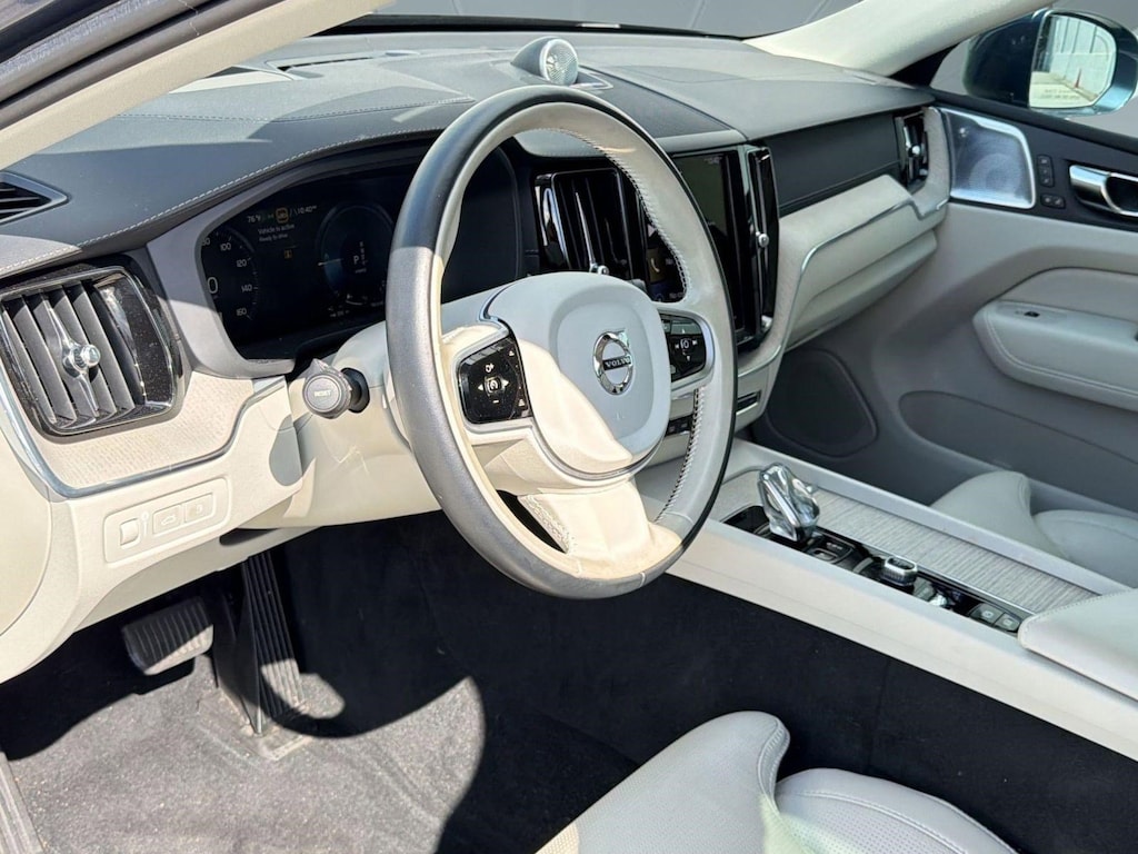 Used 2021 Volvo XC60 Recharge Plug-In Hybrid Inscription SUV