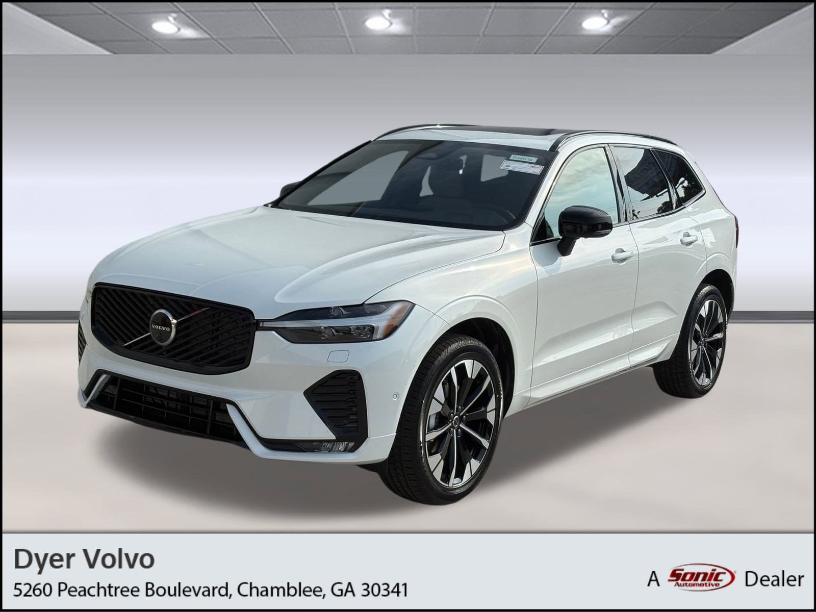 2026 Volvo XC60 Plus's photo