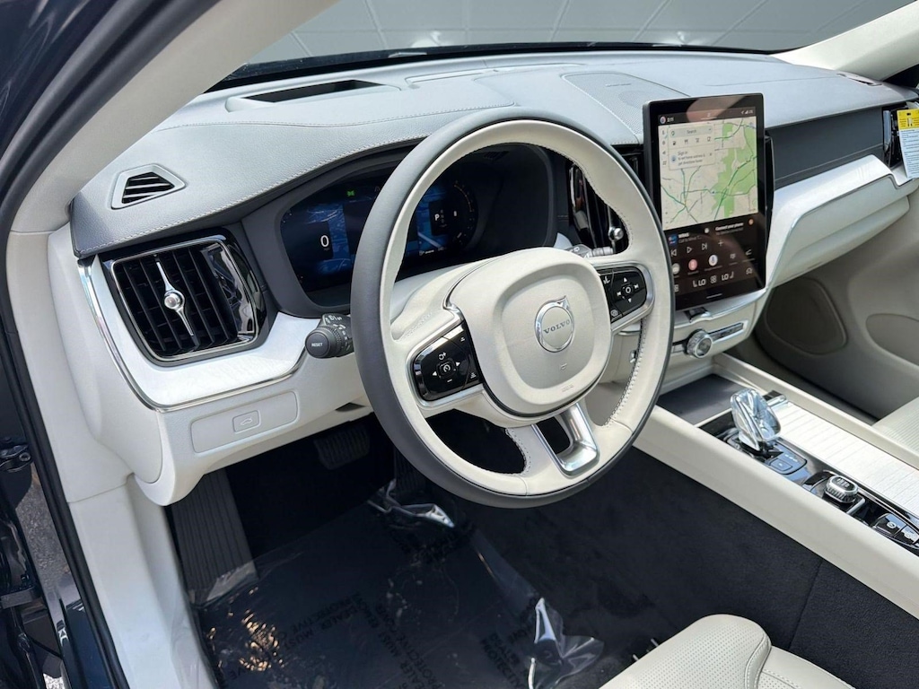 New 2026 Volvo XC60 B5 Ultra SUV