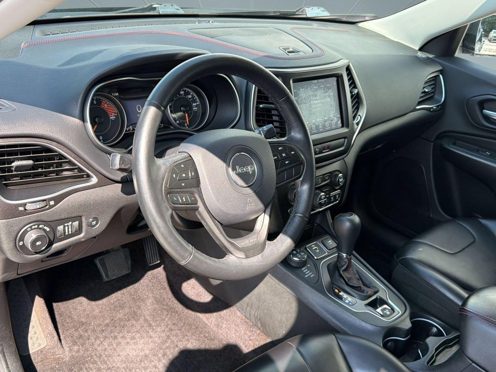 Cherokee Trailhawk SUV